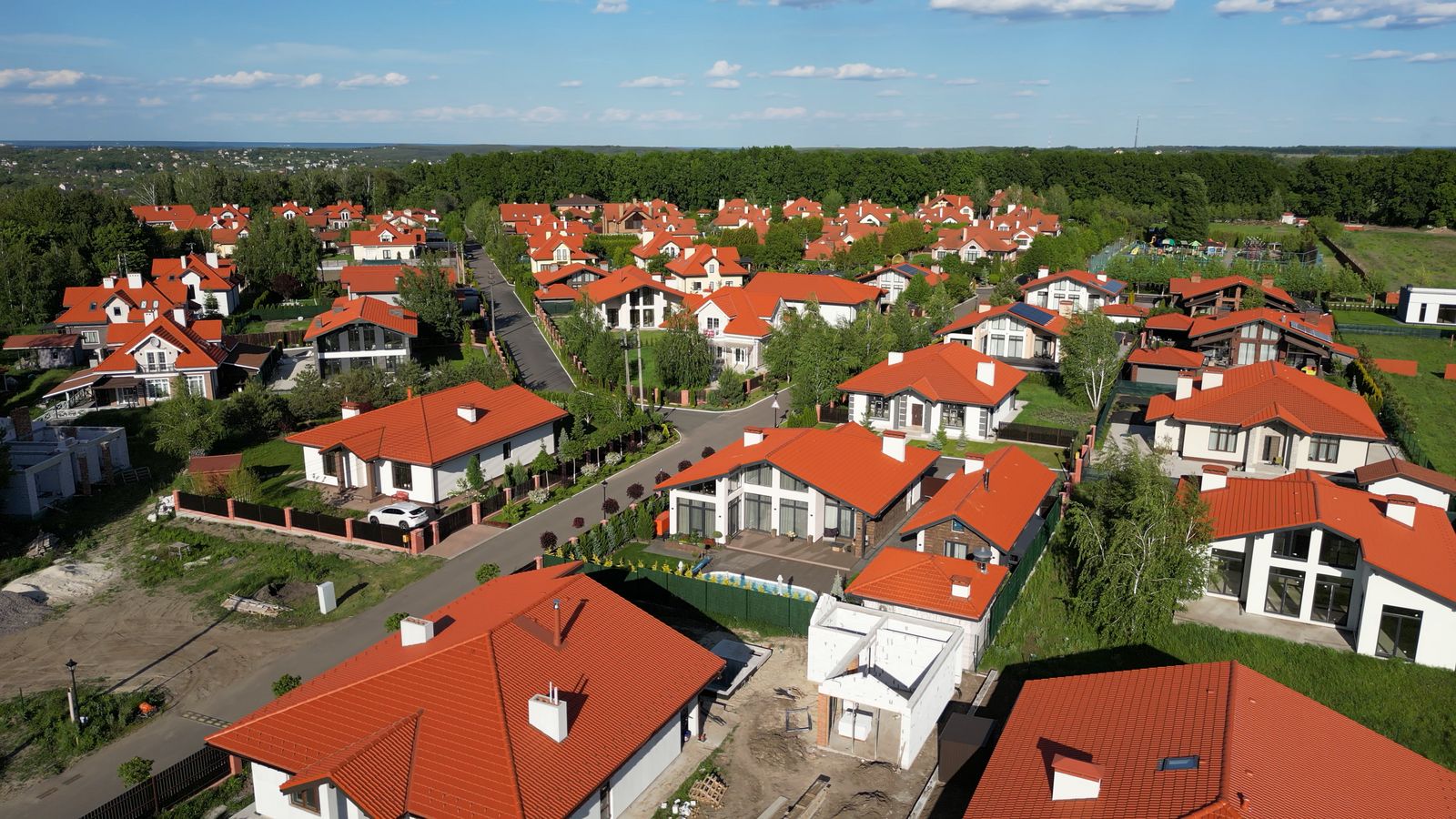 КГ Рославичи! Продажа дома с дизайнерским ремонтом