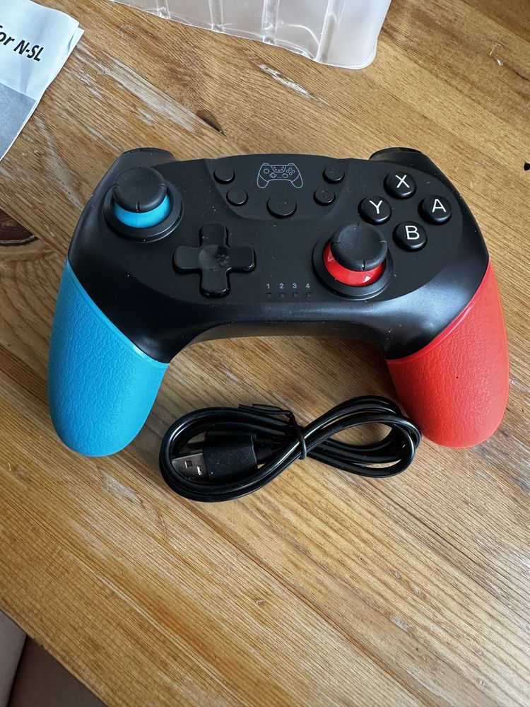 Pad bezprzewodowy, przewodowy do konsoli Nintendo Switch czarny