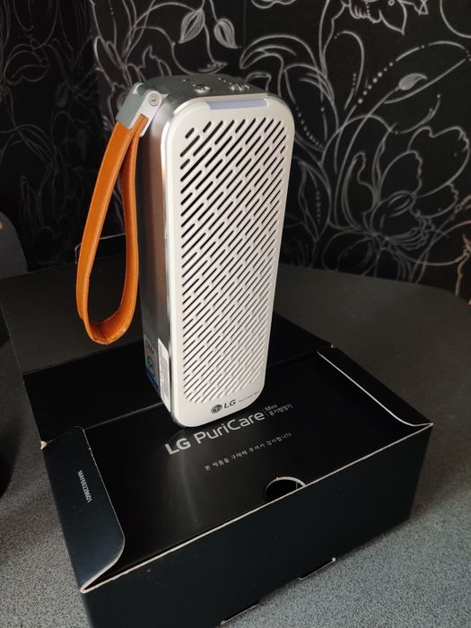 Очиститель анализатор повітря LG PuriCare