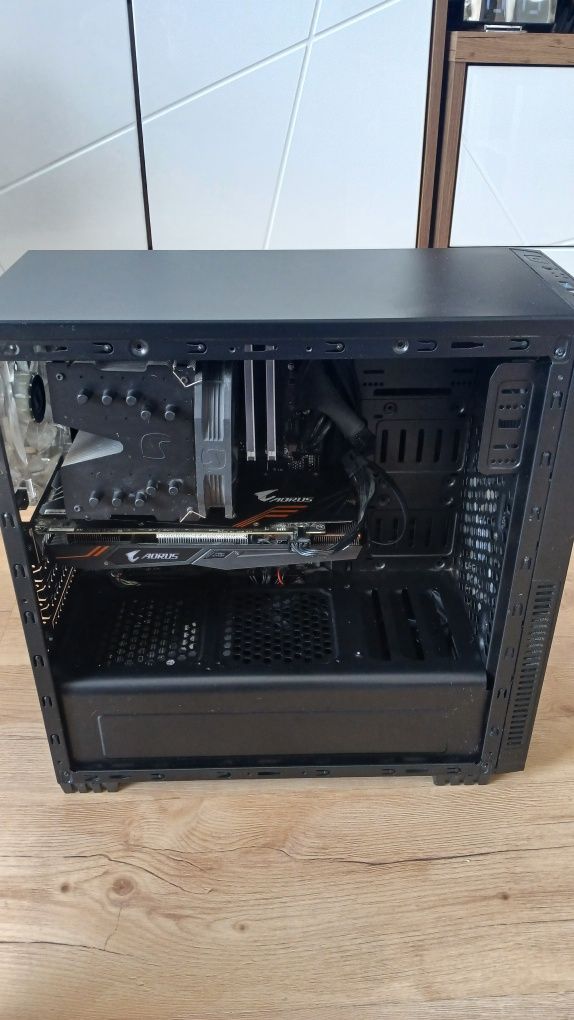 Komputer Intel i5 Ddr4 16 gb3200Mhz Gtx 1060 6Gb  dysk Nvme 512 USB-C