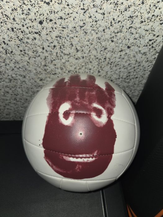 Piłka Wilson z cast away