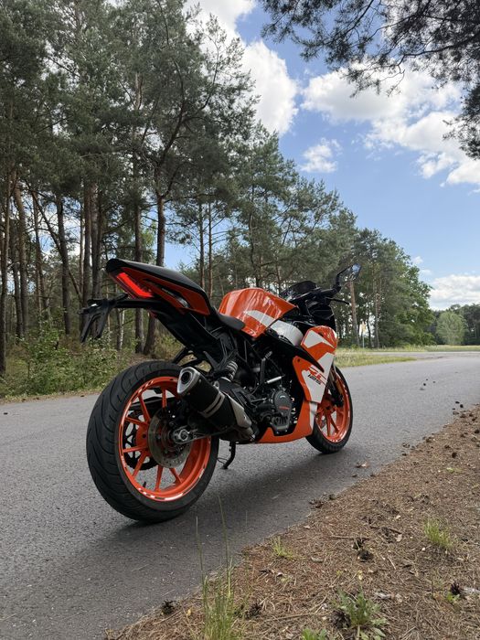 Sprzedam Ktm rc 125 20 rok piękny  stan