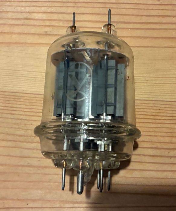 Lampa elektronowa nadawcza GI-30 ГИ-30