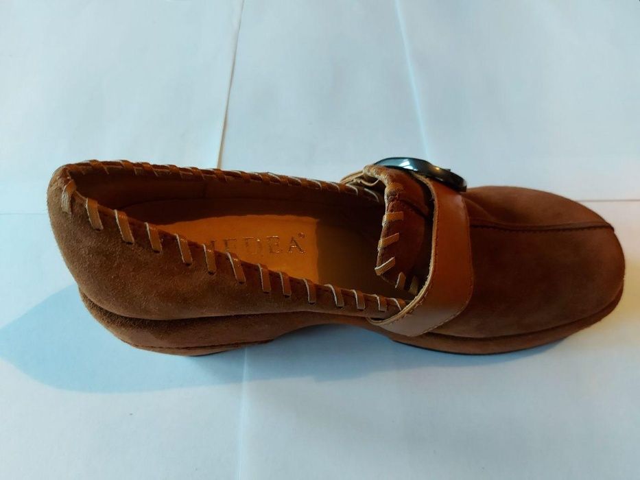 Новые фирменные женские туфли Medea натуральный замш р.36