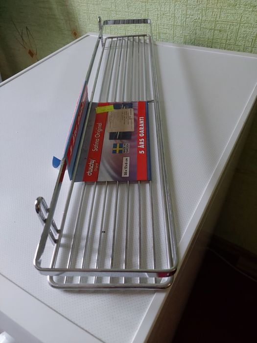 Полочки для ванной