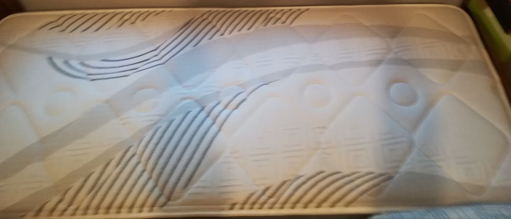 Colchão de molas novo pikolin 190x80