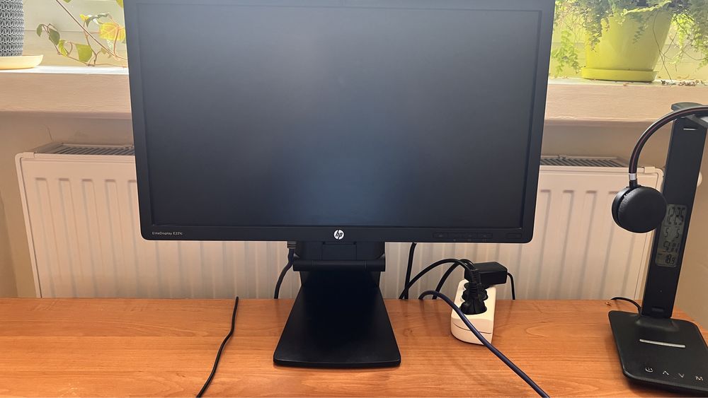 Monitor HP EliteDisplay E221C