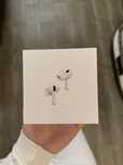 Продам навушники Airpods pro оригінал