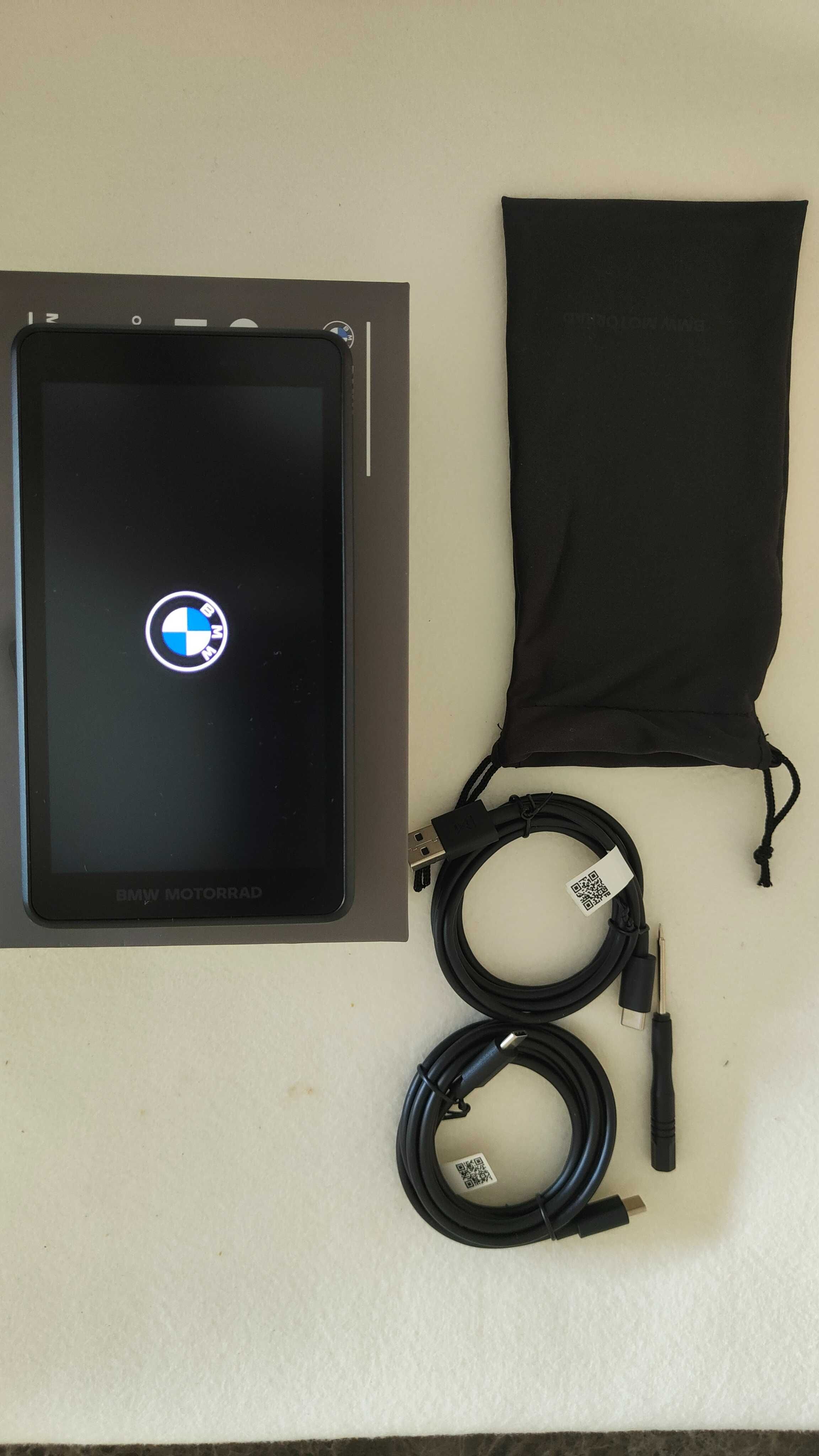 Vendo GPS BMW Connected Ride Navigator 7, c/ acessórios nas imagens.