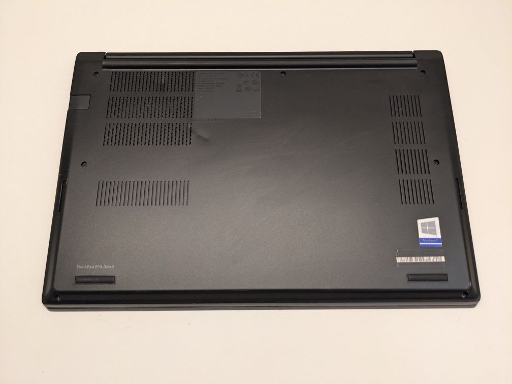 Тонкий ноутбук Lenovo Thinkpad E14 Gen 2/14"IPS/16/256/Ryzen Pro 5