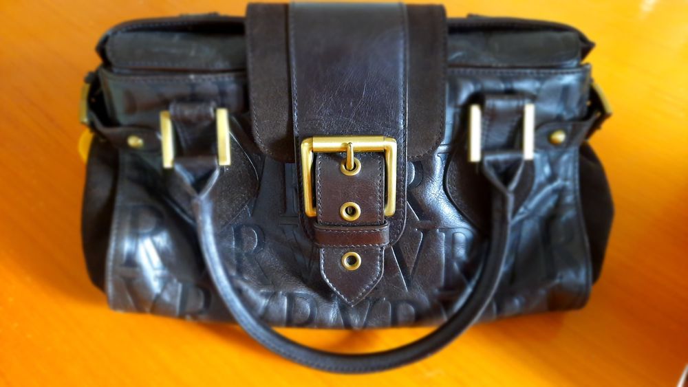 Mala em pele castanha Roberto Verino