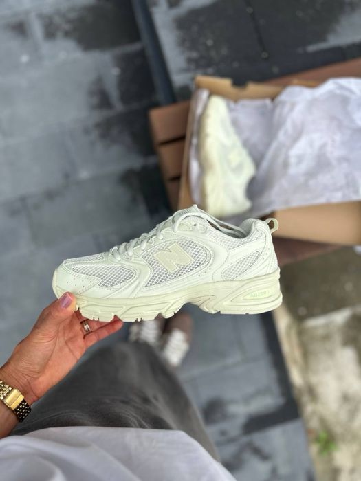 Оригінальні кросівки New Balance U530TBB