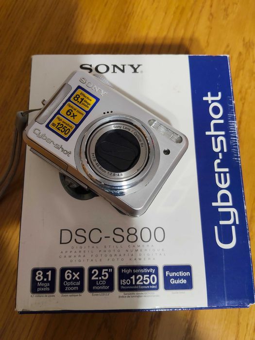 Aparat cyfrowy : SONY DSC-S800