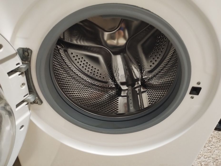 Продам пральну машинку. Ціна 2000 грн. Самовивіз. Полтава