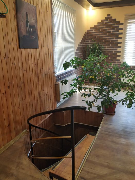 Сдам 3ех этажный дом в Люботине .Сауна. Чан