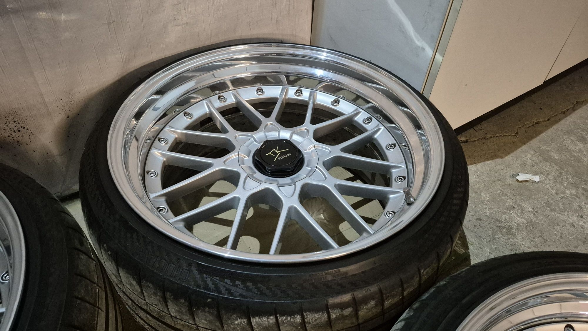 Felgi 21" DK Forged 11J ET25 i 9.5J ET15 2TLG BBS RS2