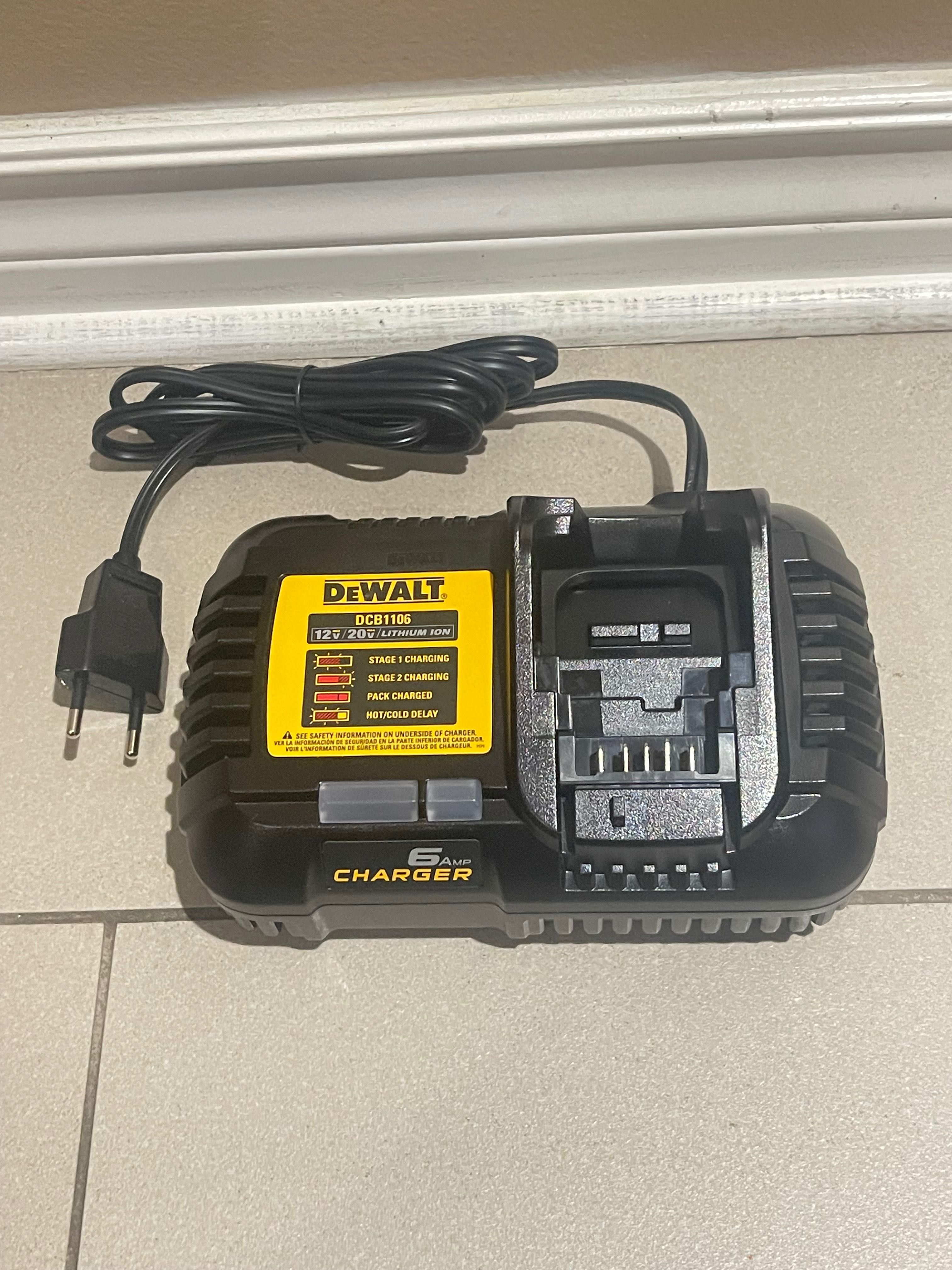 Dewalt Carregador