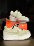 Жіночі кросівки Nike Air Force, розмір 6.5