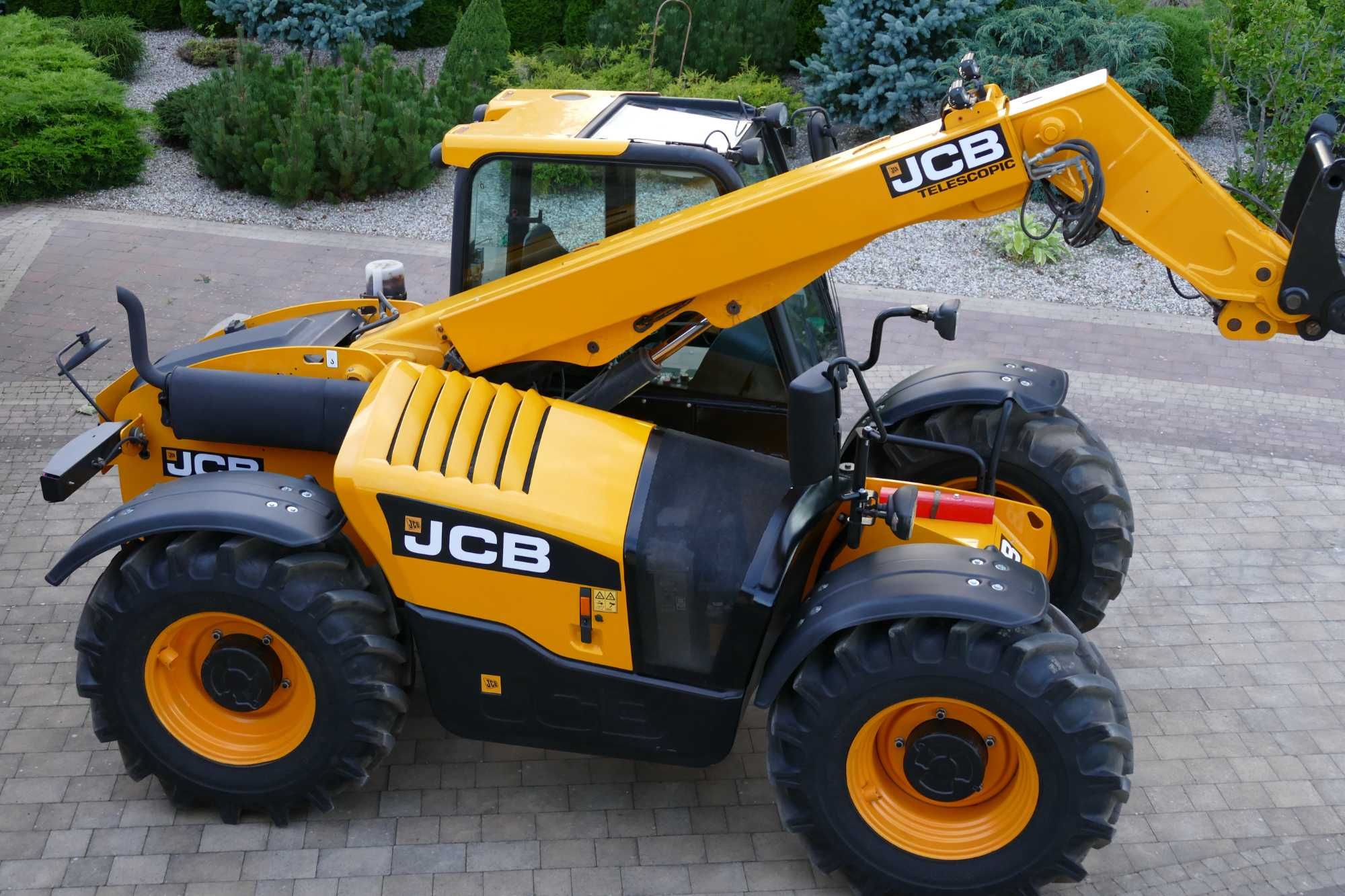 ładowarka teleskopowa jcb 526 56 agri plus