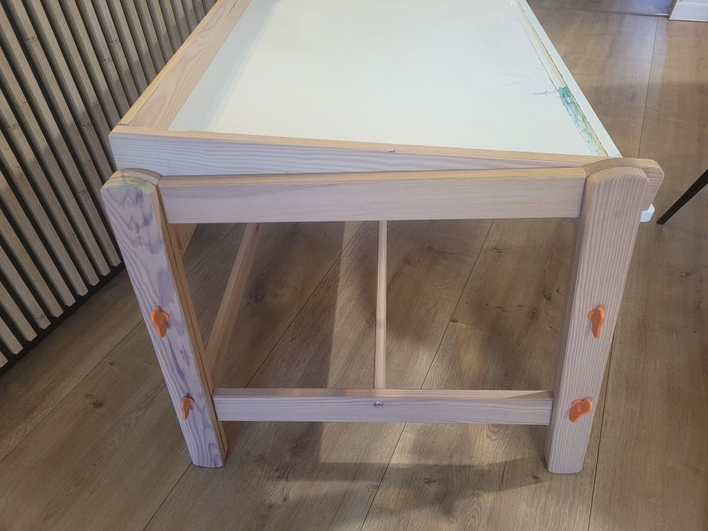 Biurko dla dziecka drewniane Flisat Ikea z pojemnikami