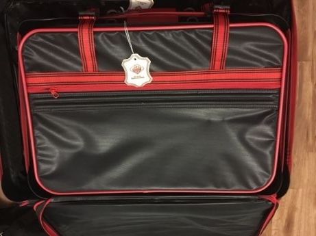 Чемодан -сумка Чехословакия новая для поездки на отдых.