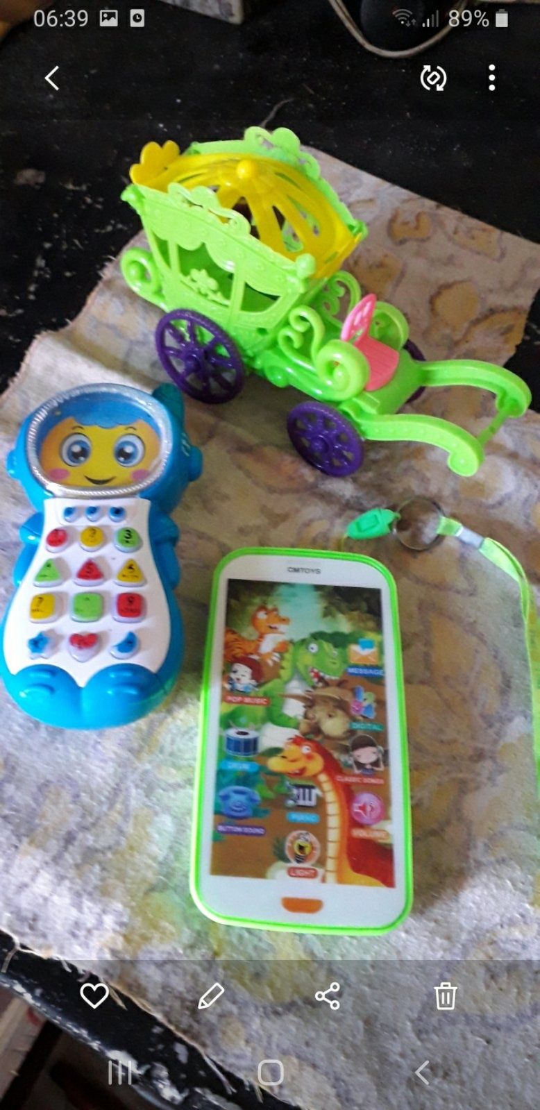 Детские телефоны. Игрушки