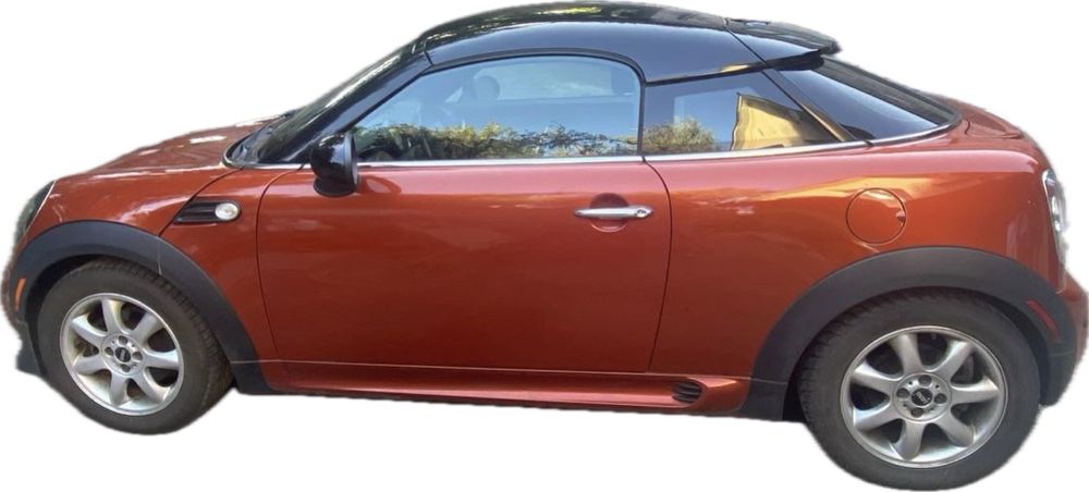 Міні купен двомісний авто