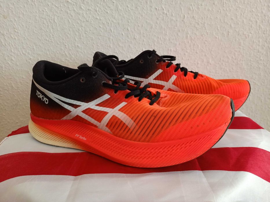 Buty biegowe Asics Tokyo FF Turbo