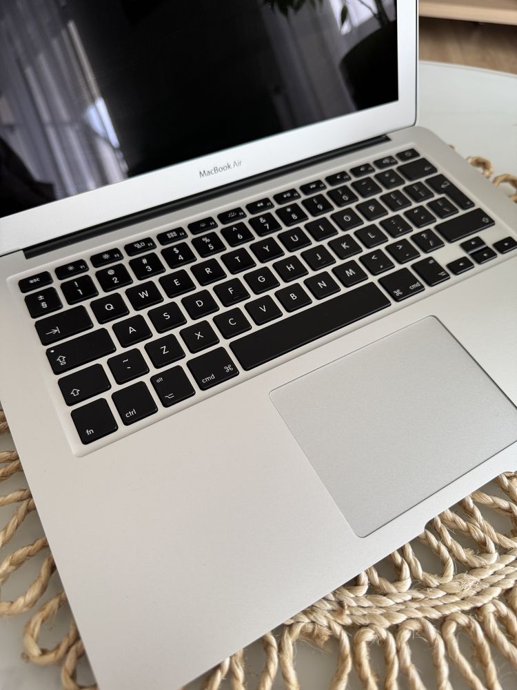 Laptop Macbook Air 13,3 Intel Core i5 PL dystrybucja