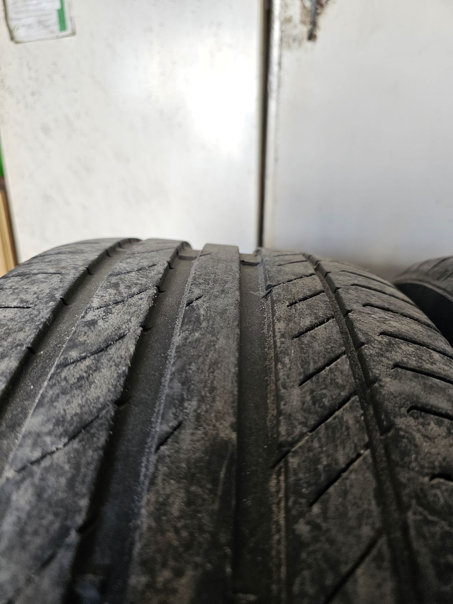 Opony 245/45 r19