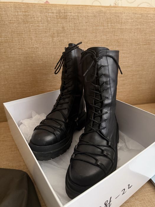 Зимняя женская обувь