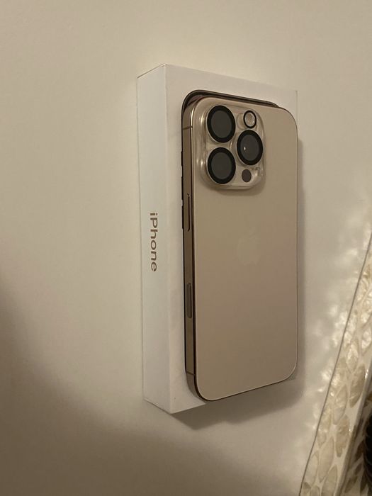 iPhone 16 Pro APPLE (6.3'' - 256 GB - Titânio Deserto)
