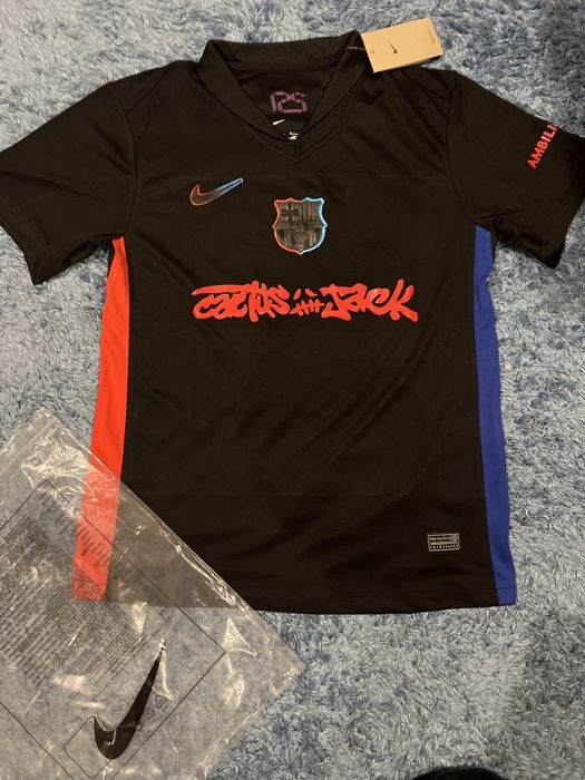 Camisola Barcelona vs Travis Scott