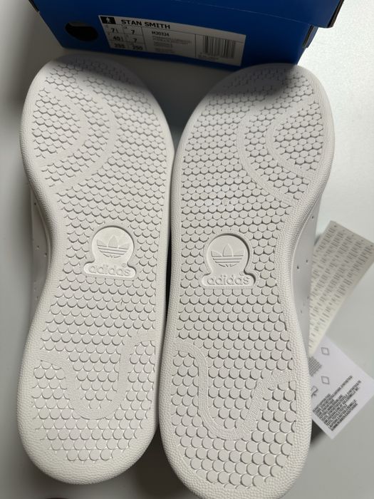 Bytu Adidas rozmiar:40