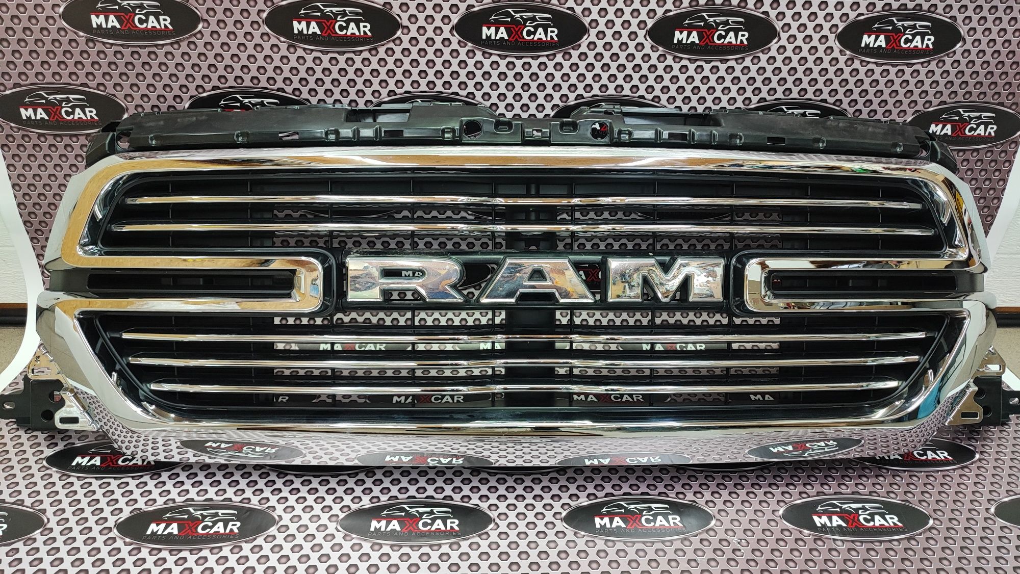 Dodge Ram 2020 2021 решітка радіатора молдінг накладка Додж РАМ панель