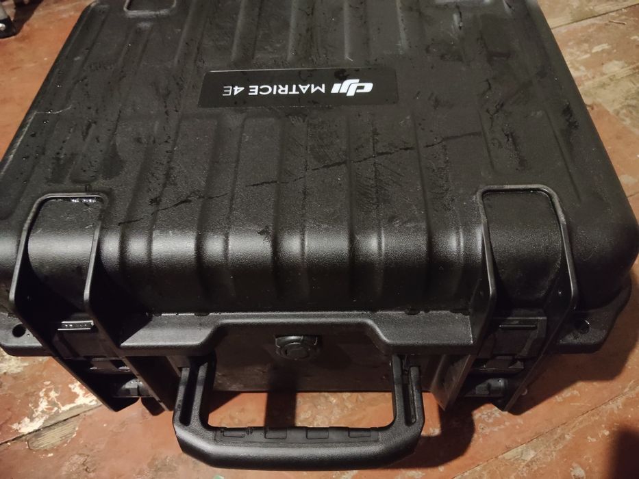 Продам квадрокоптер Matrix 4T + кейс