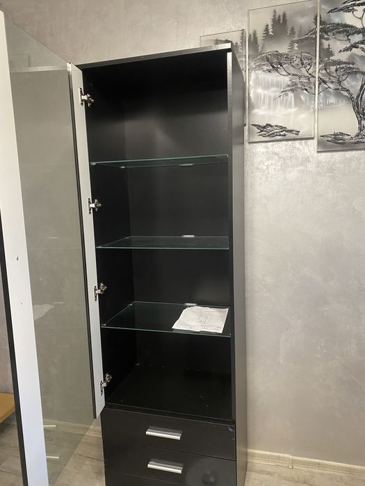 Regał szafka słupek oszklony