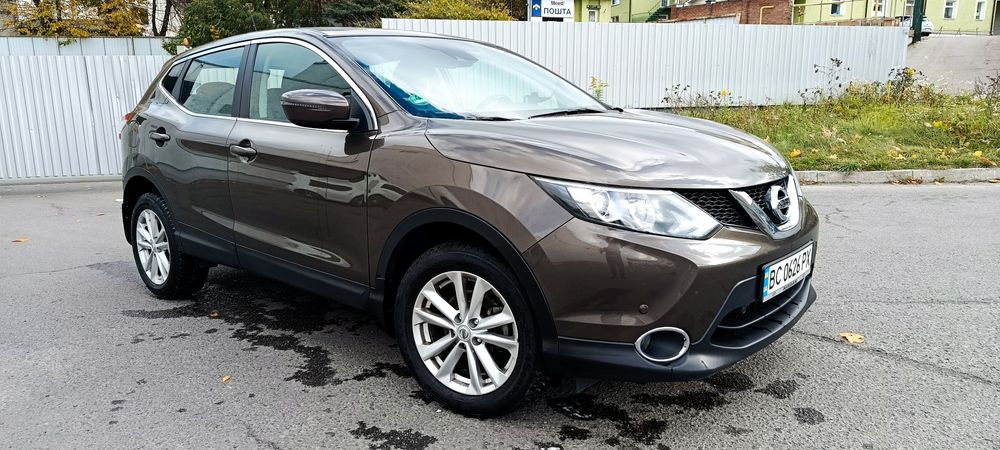 Продам Nissan Qashqai J11 2014 1.2 Acenta