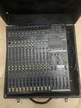 Mesa de mistura YAMAHA