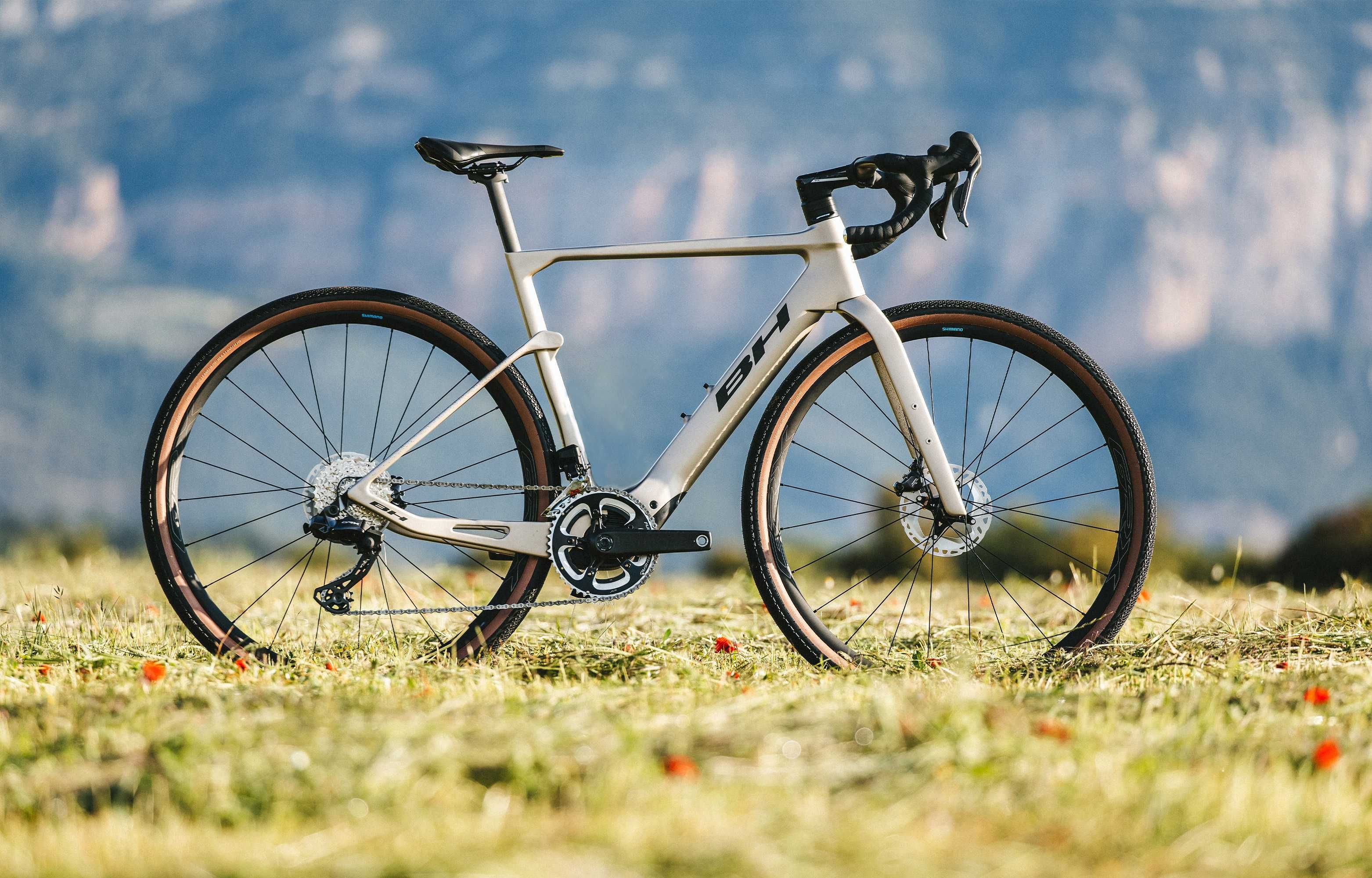 Rower elektryczny BH BIKES iGRAVELX CARBON 2.7 CNN rozmiar MD