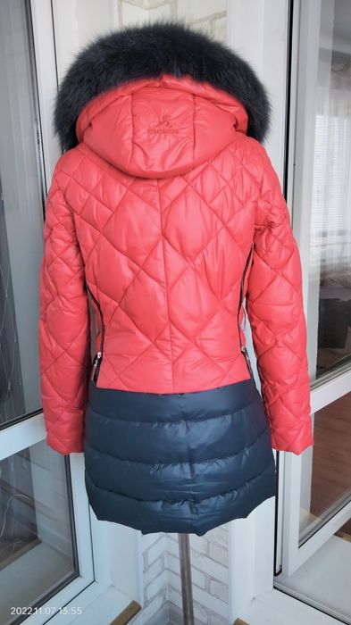 Куртка жіноча зимня