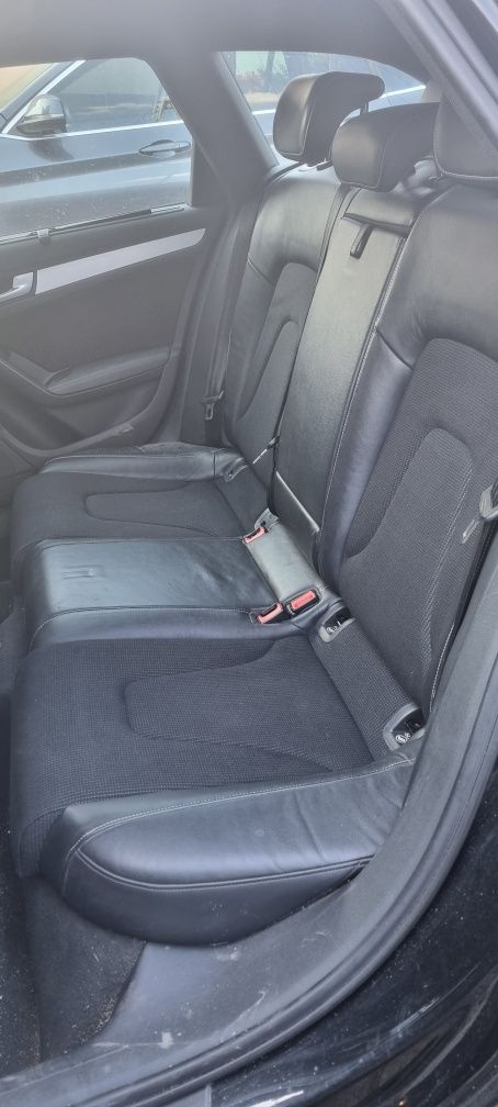 AUDI A4 B8 quattro 2.0 tdi manual S-LINE 2010