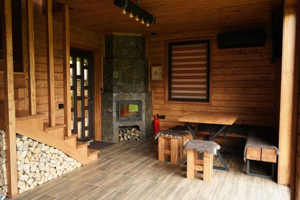 Здам подобово два дерев'яні будинки в Карпатах: Маєток  «LINDEN GROVE»