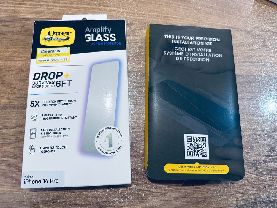 Захисне скло Otterbox для iPhone 14 Pro