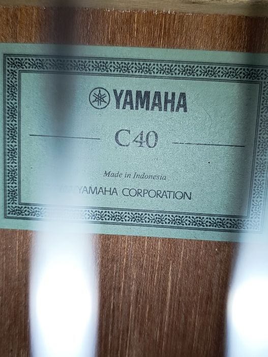 Guitarra clássica Yamaha c40