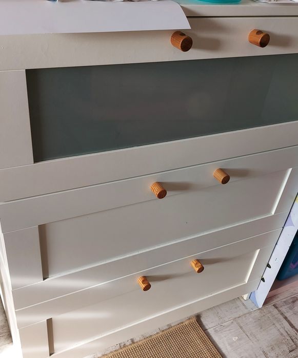 Sprzedam meble ikea szafa ,komoda,regal,biurko