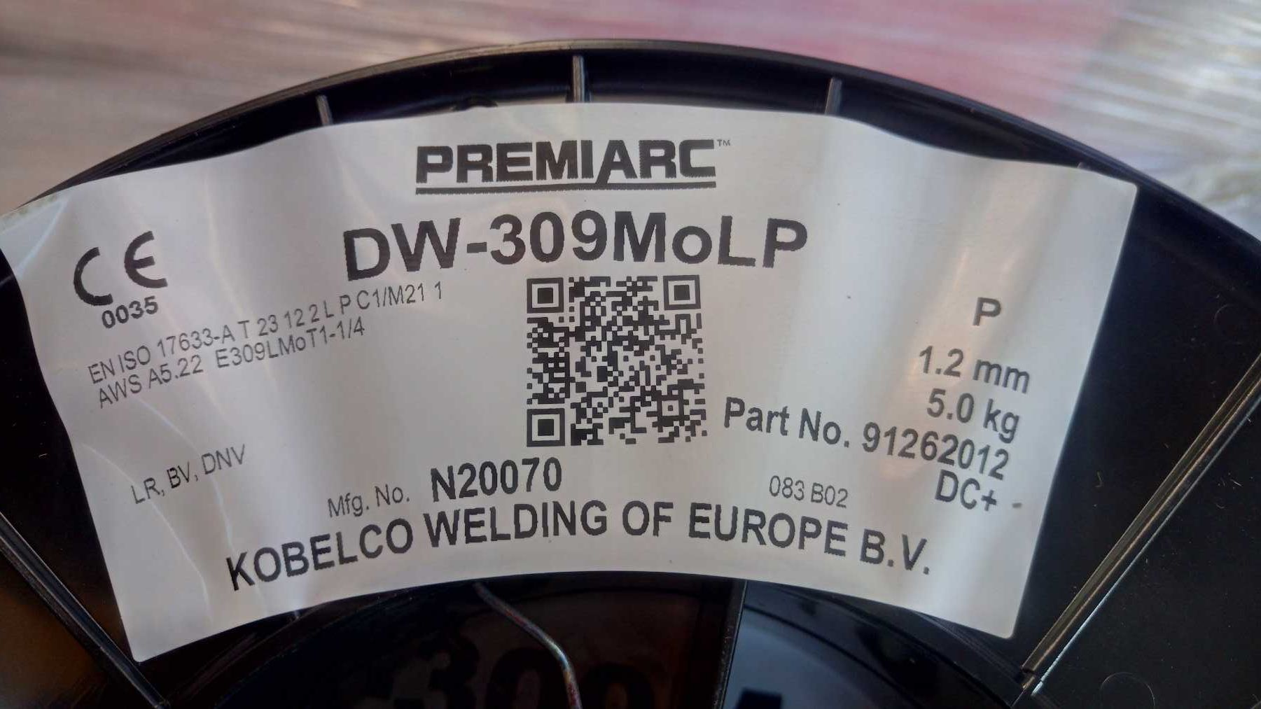Проволока сварочная НЖ и черная флюсовая, DW 316 LP, DW 309 LP.