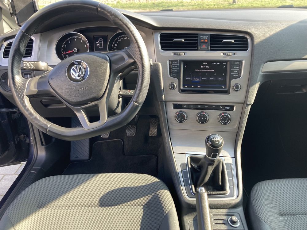 VW Golf 7  1.8 benzyna