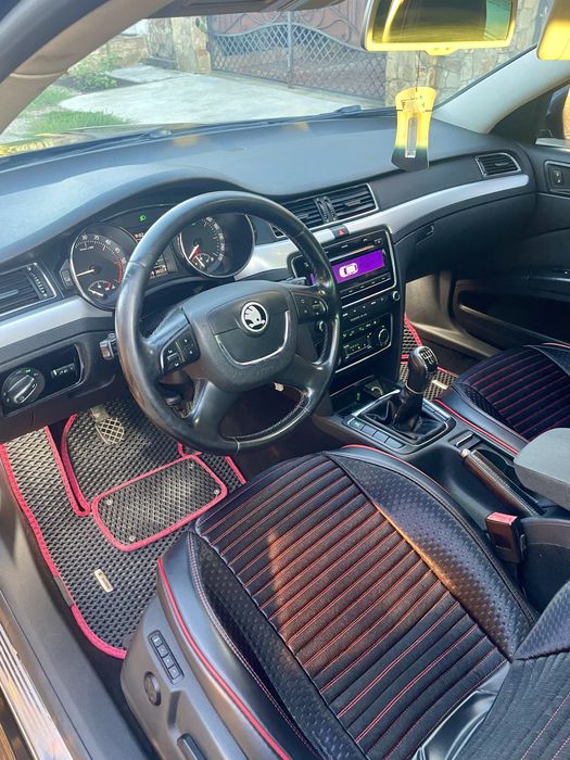 Skoda superb 2010 2.0 tdi