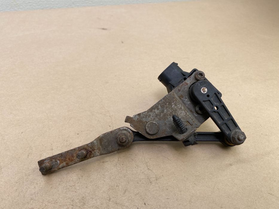 Czujnik Poziomowania Świateł FORD MONDEO MK4 XENON